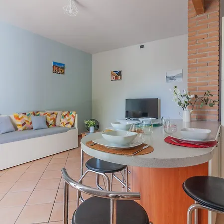 דירה La Casa Sul Fiume מנדלו דל לאריו