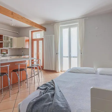 La Casa Sul Fiume Апартаменты *